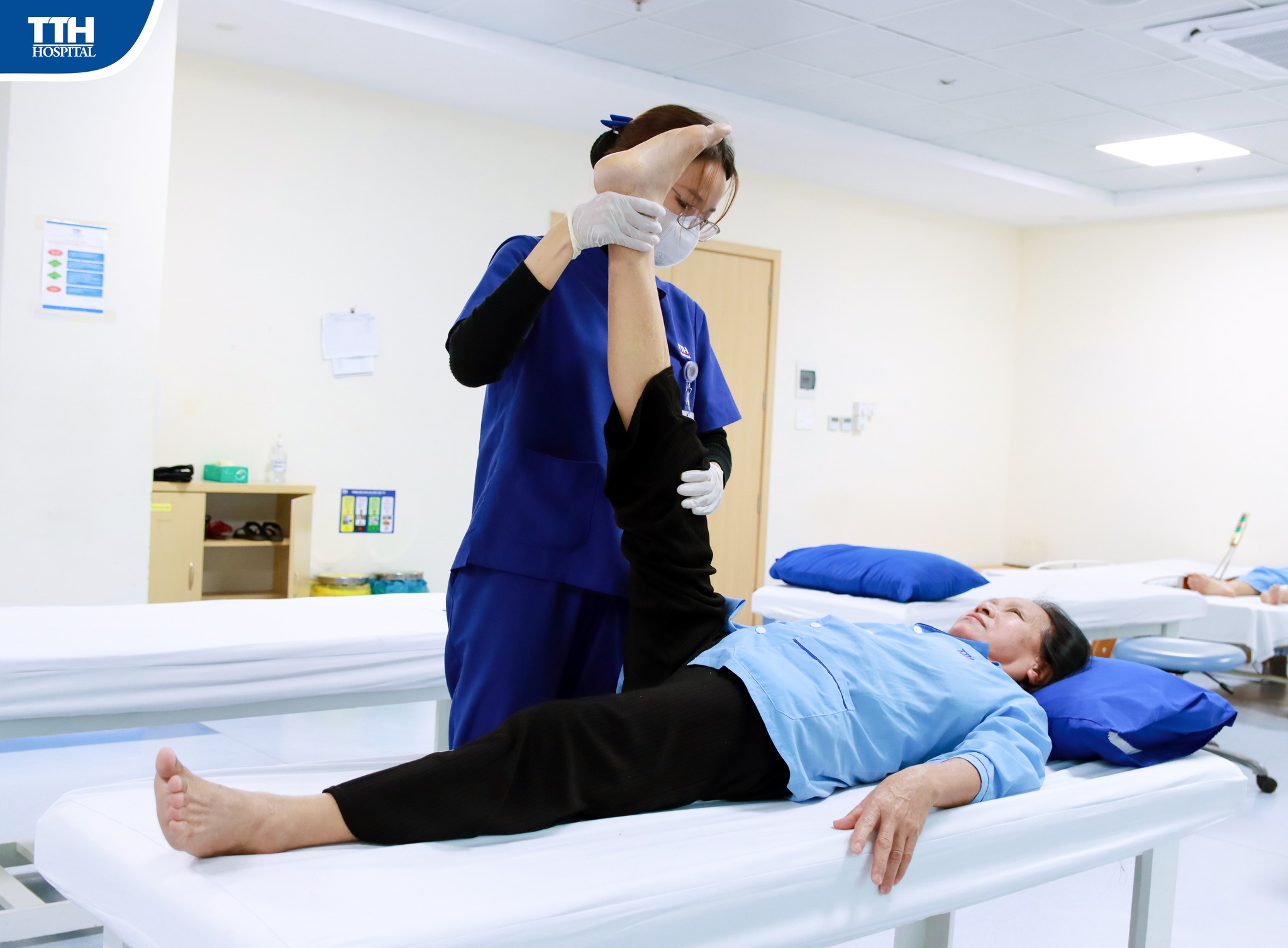 PHÁT HIỆN VÀ ĐIỀU TRỊ THOÁI HOÁ CỘT SỐNG THẮT LƯNG TẠI TTH HÀ TĨNH