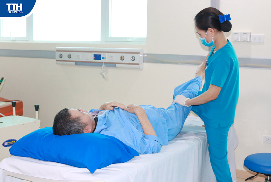 PHỤC HỒI CHỨC NĂNG SAU TAI BIẾN MẠCH MÁU NÃO, CẢI THIỆN DI CHỨNG NGUY HIỂM