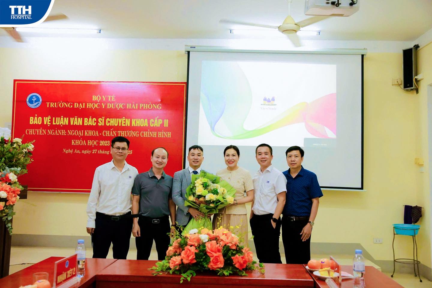 CHÚC MỪNG BS NGUYỄN VĂN TRƯỜNG VÀ BS NGUYỄN TRỌNG ĐOÀN BẢO VỆ THÀNH CÔNG LUẬN VĂN BSCKII NGOẠI KHOA - CHẤN THƯƠNG CHỈNH HÌNH